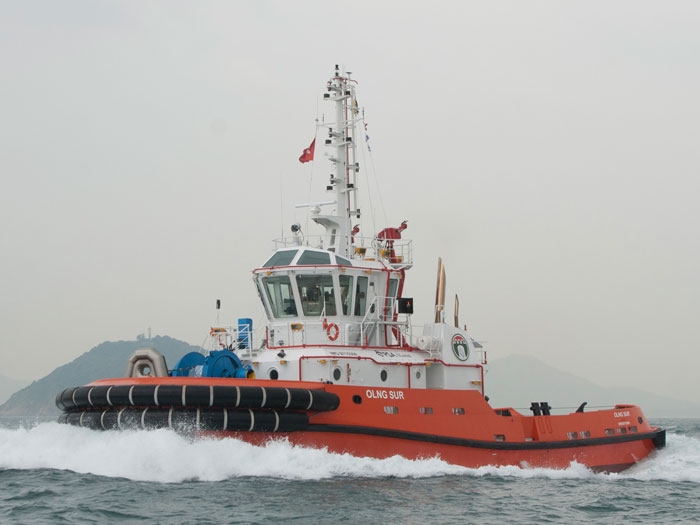 Tugs with Ship handling Fenders in the front, fenders for tugboat